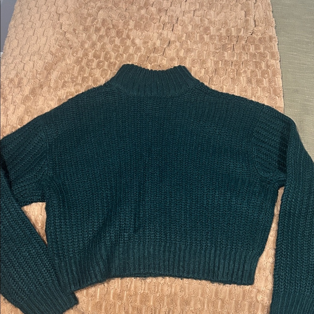 Women's Green Sweater